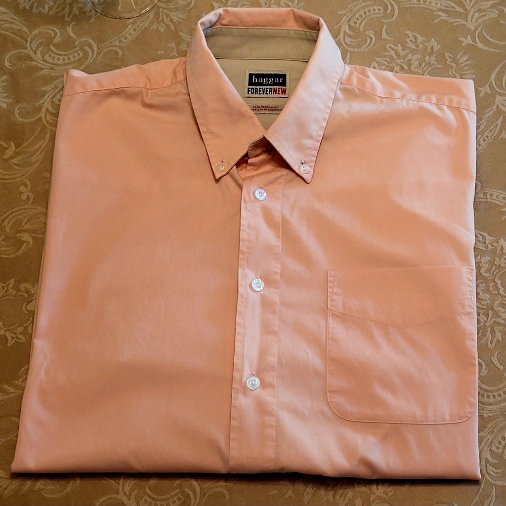 Haggar Forevernew Men's Sz Large; Quality Wear Casual; Dress Shirt Short Sleeve